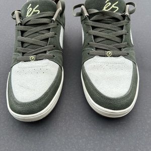 Men's éS Accel Slim Sneaker